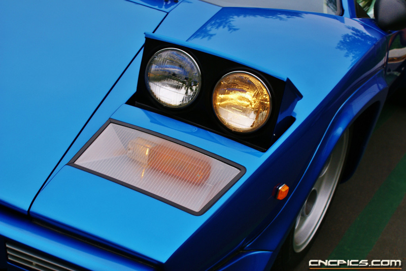 Illustration for article titled Blue Countach, how I love thee......